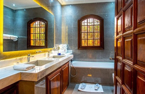 Menara Villa | Villa Jennah, In the center of Marrakech