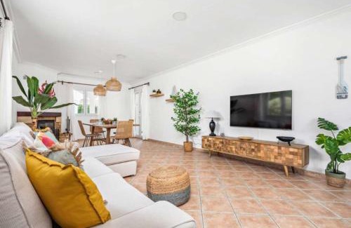 Punta Prima Villa | VILLA JESSELLA
