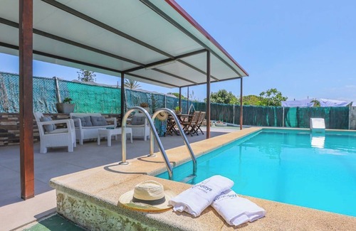 San Bartolome de la Torre Villa | Villa Josara San Bartolomé de la Torre by Ruralidays