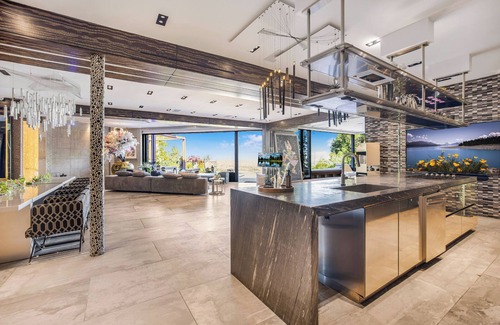 Hollywood Hills West House | Villa Kaleida - Sleek Modern Sunset Villa with Eclectic Style & Infinity Pool