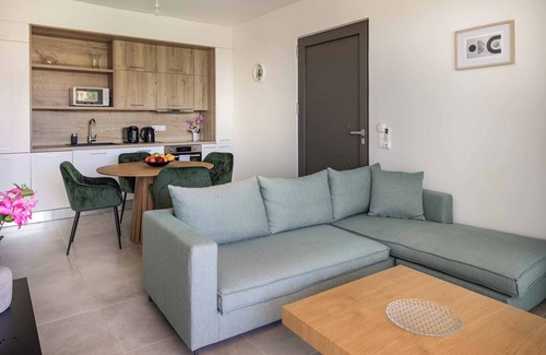 Adelianos Kampos Villa | Villa Kampos Dio - Two Bedroom Villa, Sleeps 4