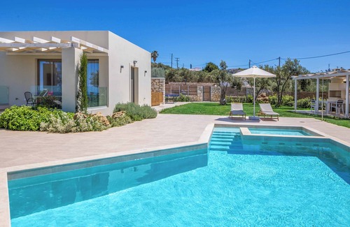 Adelianos Kampos Villa | Villa Kampos Ena - Two Bedroom Villa, Sleeps 4 modern villa