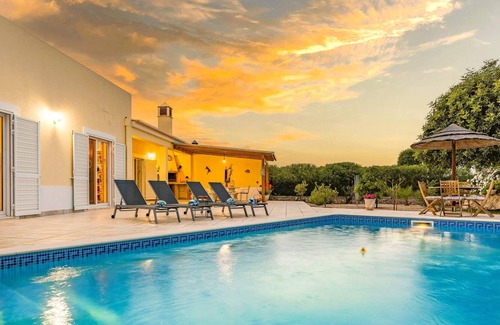 Espargal Villa | Villa Karibou with Fruit Garden and Private Pool