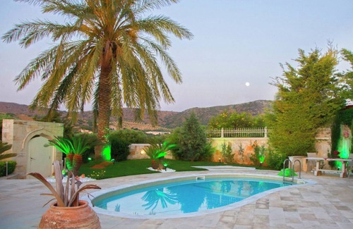 Skotino Villa | Villa Kokalis Resort 1