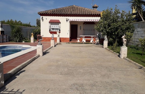 Chiclana de la Frontera Villa | villa Les Orangers - swimming pool, air conditioning and internet for 6 pers.