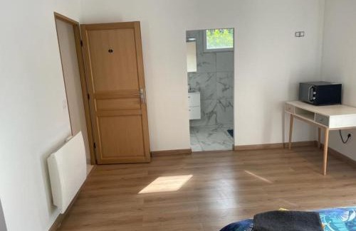 Sainte-Genevieve-des-Bois House | Villa Lena