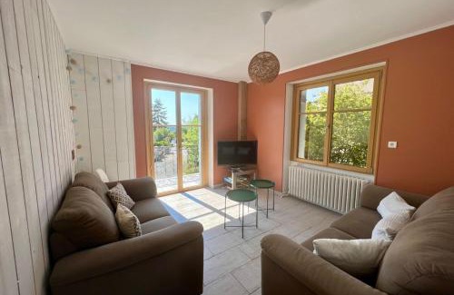 Ussac House | Villa La Baronnie - 11 pers - Proche Brive -Jardin