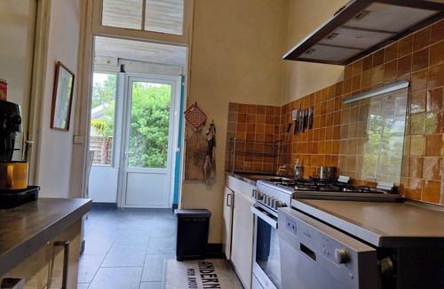 Andernos-les-Bains Villa | Villa La Flibuste, a typical Arcachon basin house