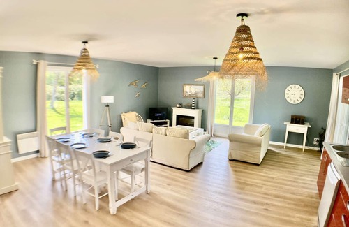 Sainte-Eulalie-en-Born Villa | ☆Villa LANDAISE & jacuzzi ≈Heated pool ≈ forest view≈ beaches≈ ☆
