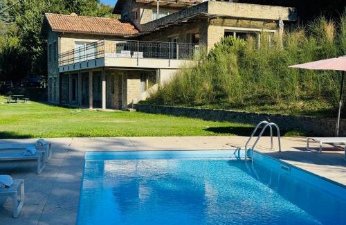 Bistagno Villa | Villa La Ginestra Piemonte with private pool