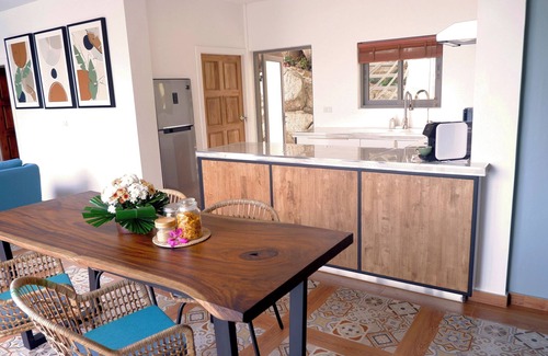 Chaweng City Center House | Villa La Jade Chaweng Noi 2BR Seaview Luxury Pool Villa Near Beach