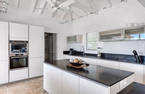 Les Terres Basses Villa | Villa La Nina Fall Incentive | Near Ocean - Located in Wonderful Terres Basses with Private Pool