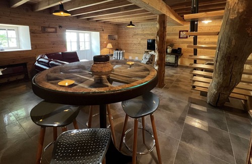 La Tour-dʼAuvergne House | Villa La Tour-d'Auvergne, 4 bedrooms, 8 persons