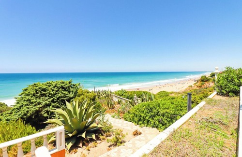 Cabo Roche Villa | VILLA LA VISTA WITH PRIVATE POOL BEACHFRONT
