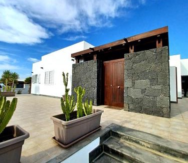 Puerto Calero Villa | VILLA LANZAROTE