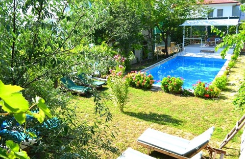 Uzumlu Villa | Villa Lapaz Esintisi