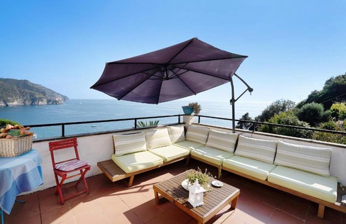 Corniglia Villa | Villa Lardarina