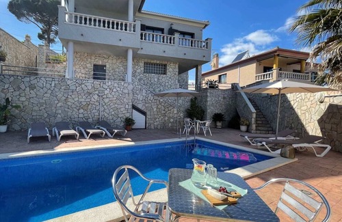 Vidreres House | Villa Laura Lloret de Mar I Privater Pool