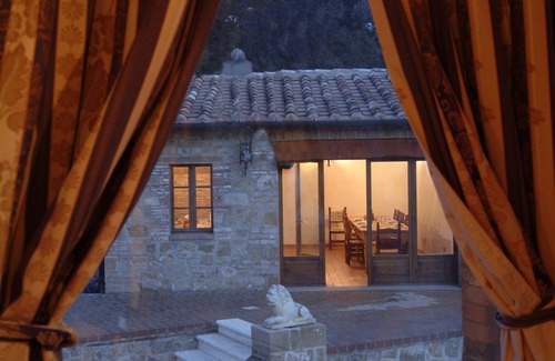 Pienza Villa | Villa Le Fontanelle by Fantasia Villas