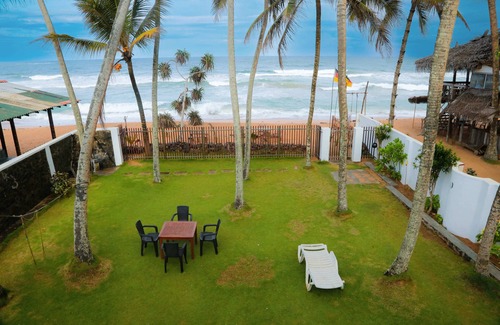 Induruwa Villa | Villa Leela Bentota 3-bedroom private beach villa in serene Induruwa.