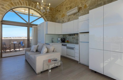 Kato Gouves Villa | Villa Lefkippos by Villa Plus