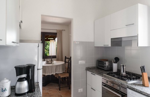 Costa Rei Villa | Villa 'Leonilde' with Private Terrace, Wi-Fi and Air Conditioning