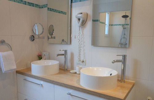 Les Baumettes Hotel | Villa Les Cygnes