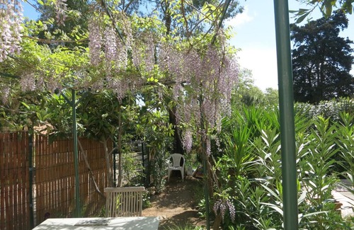 Tamaris Bed & Breakfast | Villa les Lys