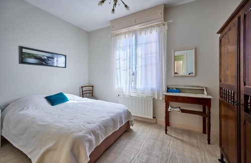 Bernieres-sur-Mer House | Villa Les Mouettes - A 50 m de la plage