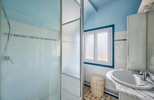Bernieres-sur-Mer House | Villa Les Mouettes - A 50 m de la plage