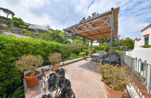 Lacco Ameno Villa | Villa Letizia