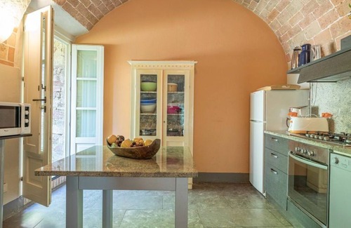Gambassi Terme Villa | Villa Linchiano - Eight Bedroom Villa, Sleeps 14