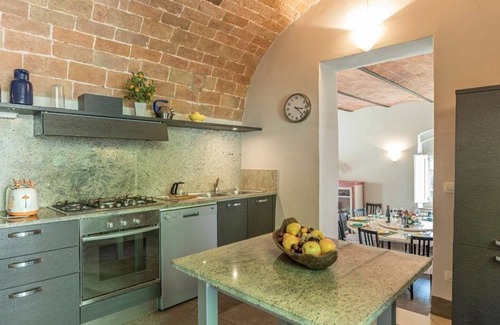 Gambassi Terme Villa | Villa Linchiano - Eight Bedroom Villa, Sleeps 14