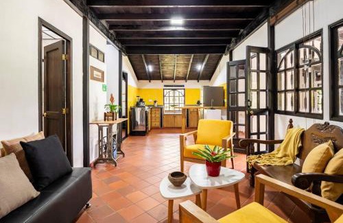 Montenegro House | Villa Linderhof