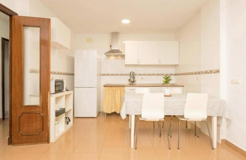 Cadiz Apartment | Villa Lola next to Playa Victoria.
