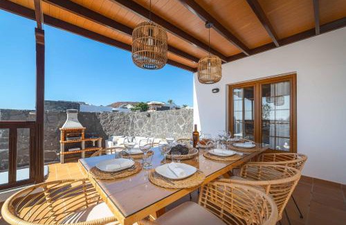 Playa Blanca Villa | Villa Lolita