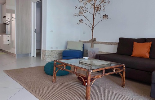 Poggio dei Pini House | VILLA LUIGI Poggio dei Pini: apartment in villa with parking and wallbox