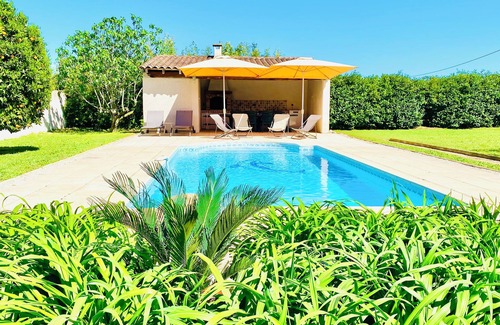 Arles Villa | Villa Magali Arles — Peaceful with Pool and Piano