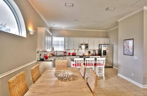 San Juan House | Villa Magnolia - South Side of 30A - steps to the beach - private heated pool