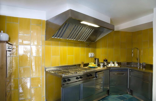 Arienzo Villa | Villa Magnolia with hot tub - My Rental homes