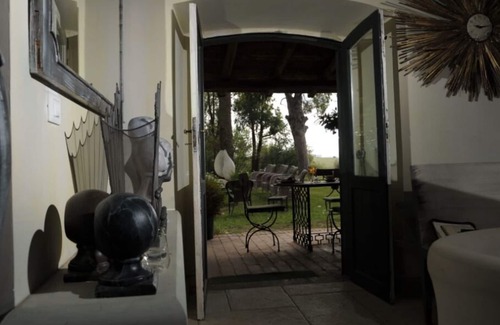 Zona LVIII Prima Porta House | Villa Magritte, romantic and surrounded by greenery, one step away from Rome