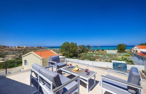 Stavros Villa | Villa Makisland With Sea View
