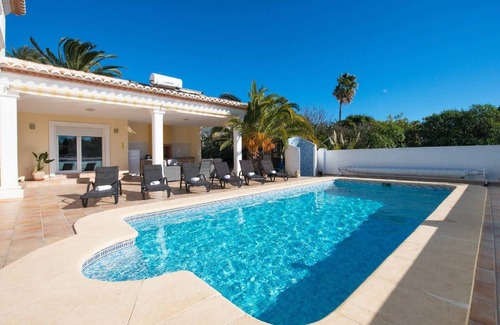 Pinar del Advocat Villa | Villa Malibu - PlusHolidays