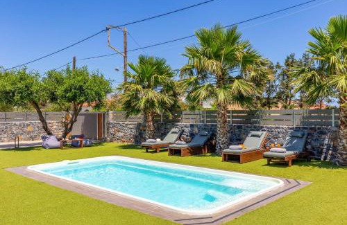 Agia Pelagia Villa | Villa Manefic by Villa Plus