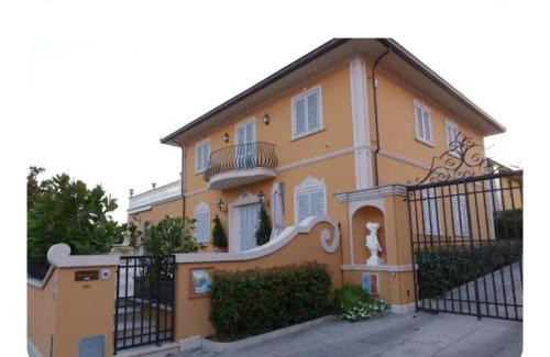 Altopascio Apartment | Villa Manuela