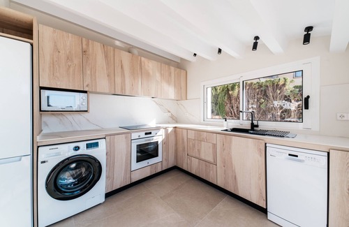 Urbanitzacio la Fustera Villa | Villa Mar -Ocean views -Walking distance to the beach