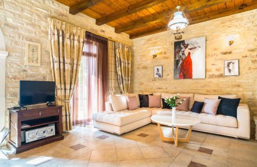 Asteri Villa | Villa Marcos Chara in Asteri