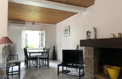 Guerrevieille Villa | Villa Mareste
