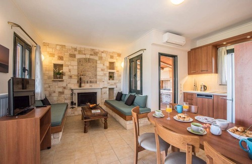 Agia Villa | Villa 'Margarita's 4' with Sea View, Wi-Fi and Air Conditioning
