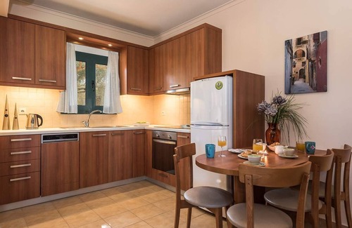 Agia Villa | Villa 'Margarita's 4' with Sea View, Wi-Fi and Air Conditioning